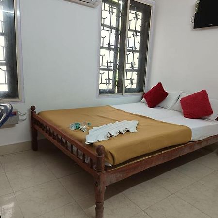 Prathiba Residency Hotel Kollam Buitenkant foto