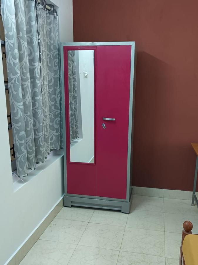 Prathiba Residency Hotel Kollam Buitenkant foto